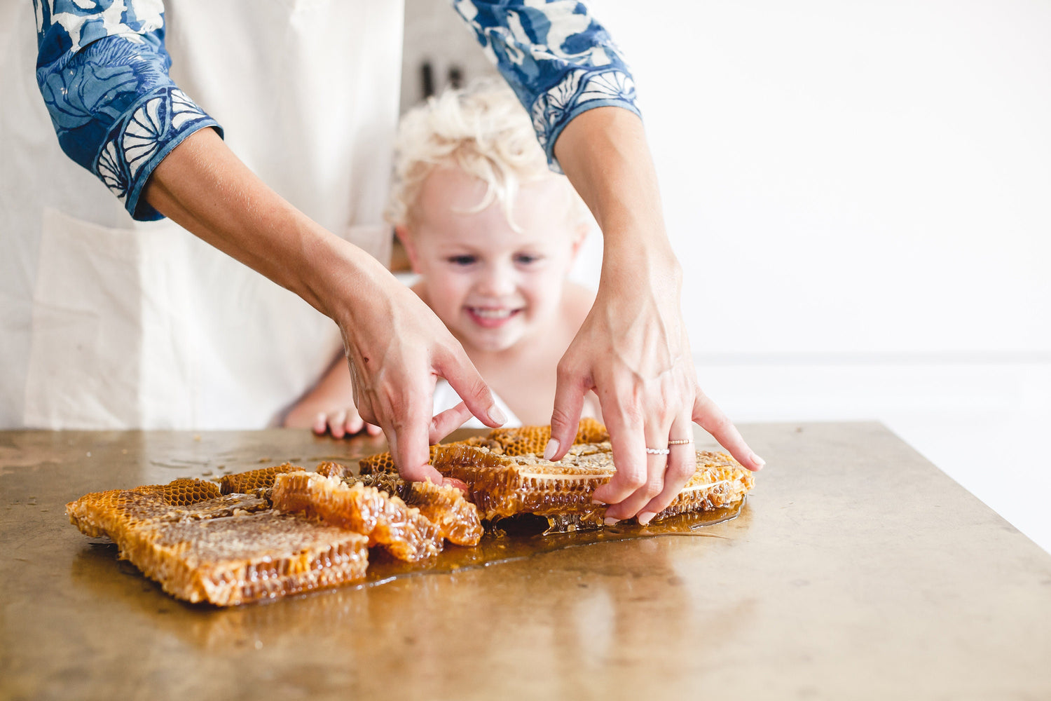 Australian Raw Honeycomb 200g (7oz), cut from the frame of the Beehive, Sunshine Coast Honeycomb.