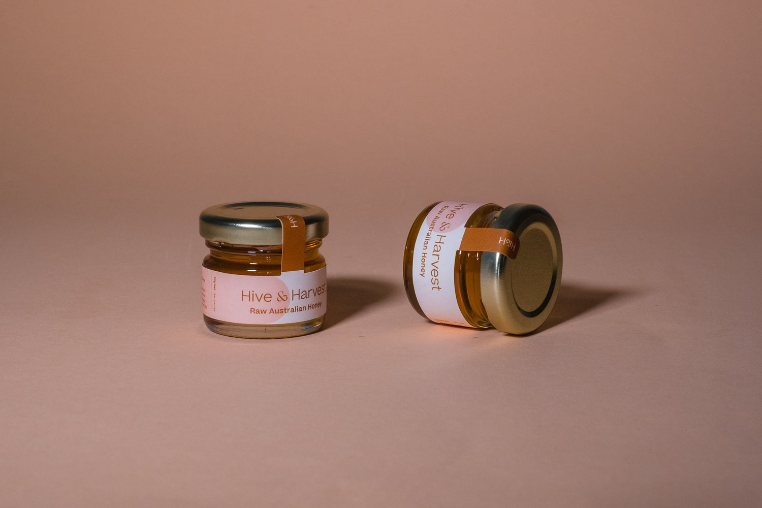 Bon Appétit Raw Australian Honey - 30g Glass Jar | Sunshine Coast Natural Honey for Weddings, Events & Gifts